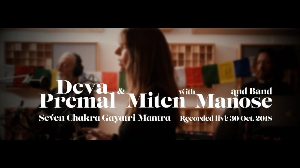 Deva Premal & Miten: Seven Chakra Gayatri Mantra - LIVE